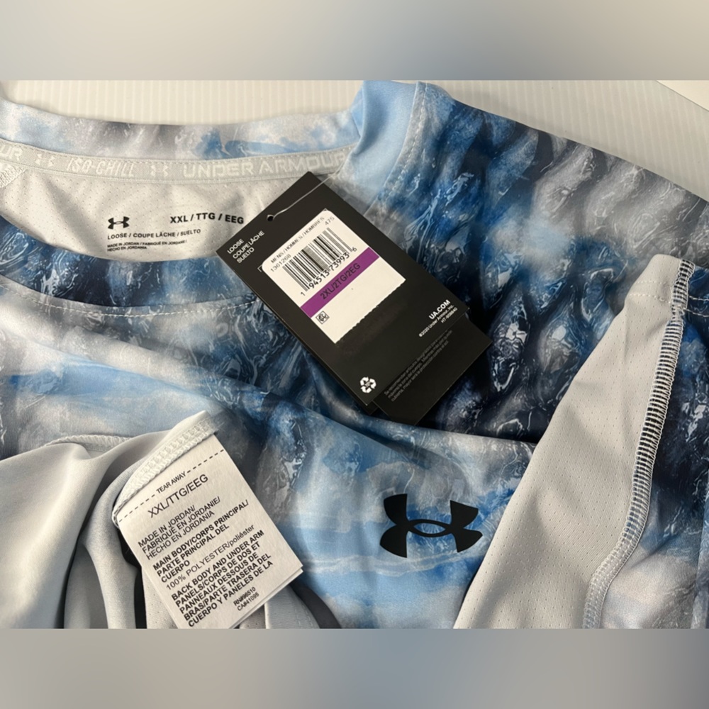 Under Armour Stretch wBreathable Mesh Back Long Sleeved Crew Neck Active Top - Picture 13 of 16